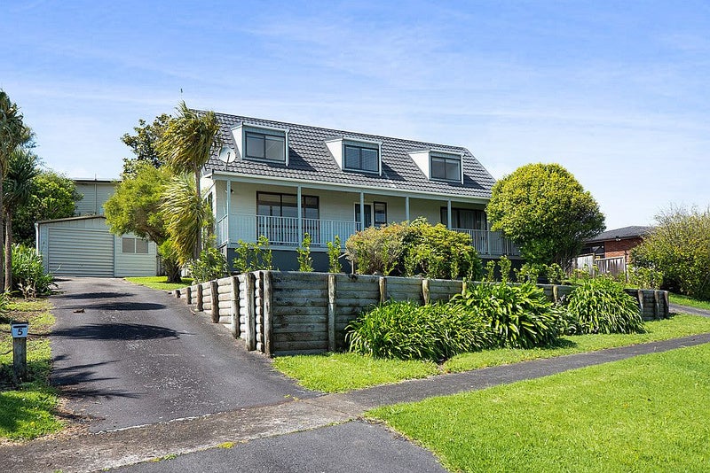 5 Kipling Drive, Whalers Gate, New Plymouth - Carousel 1