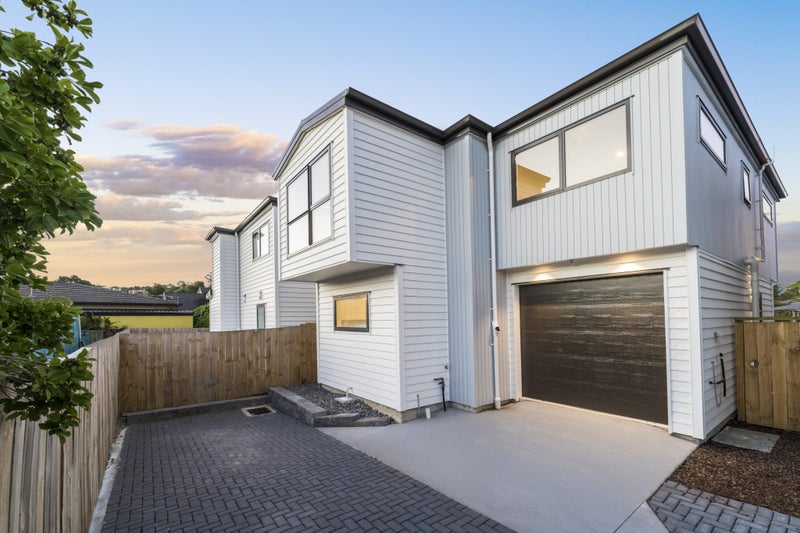 26B Universal Drive, Henderson, Auckland - Carousel 1