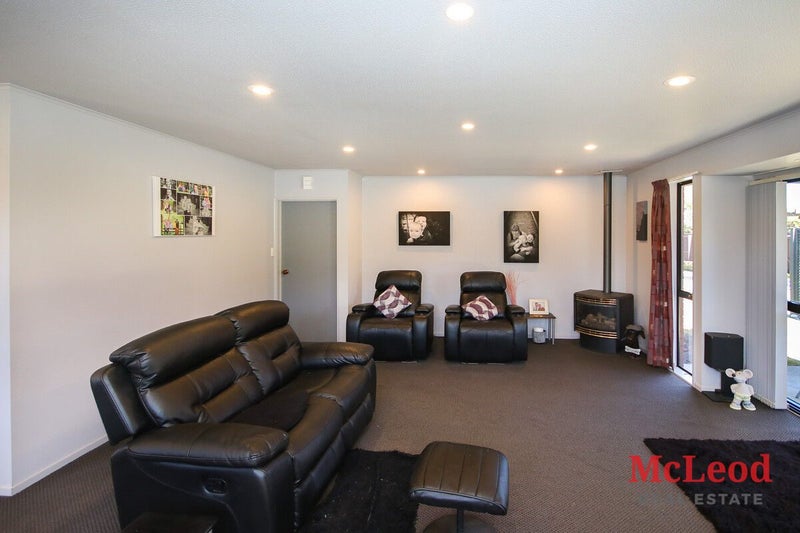 32 Tucker Street, Allenton, Ashburton - Carousel 1