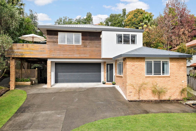 11 Emlyn Place, Torbay, Auckland - Carousel 1