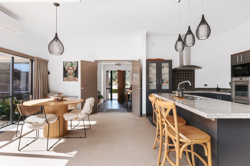 582 Gloucester Road, Papamoa Beach, Papamoa - Carousel 2