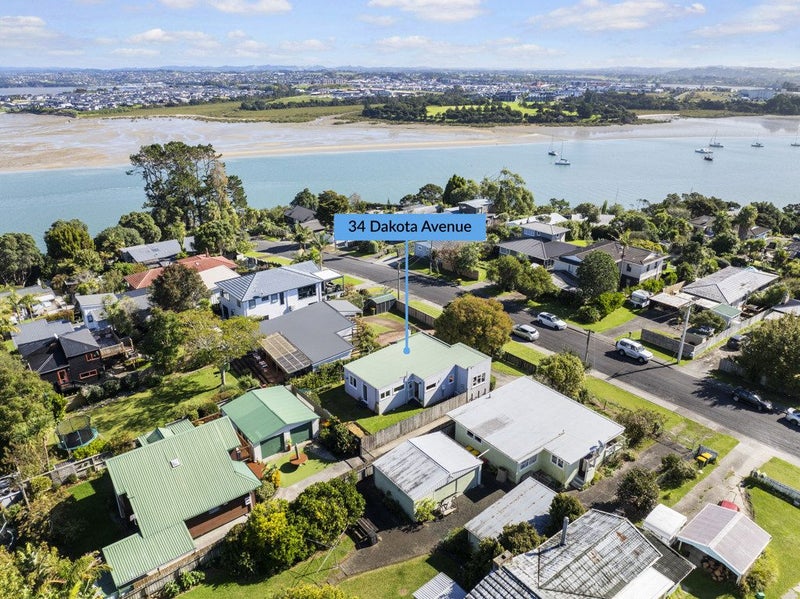 34 Dakota Avenue, Beach Haven, Auckland - Carousel 2