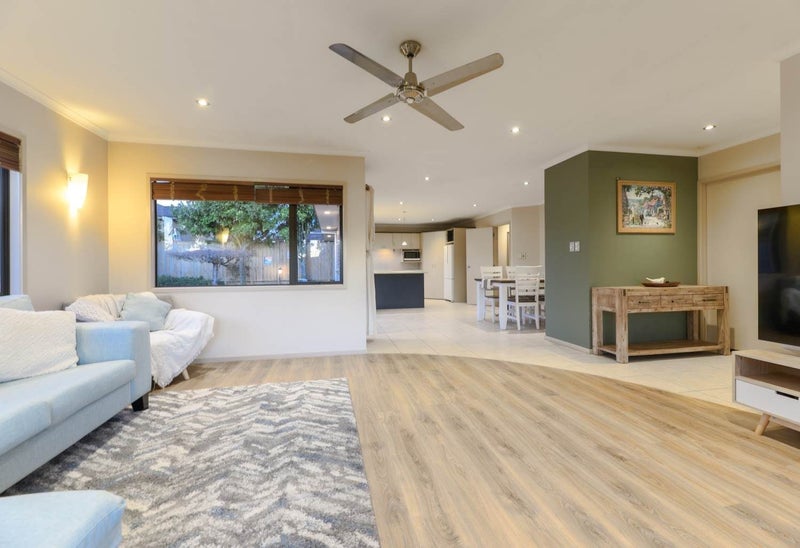 20 Caragh Place, East Tamaki, Auckland - Carousel 2