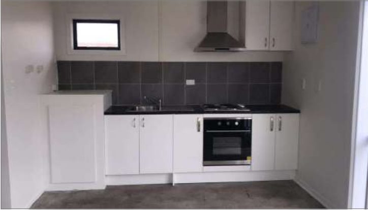 18A Gibbons Road, Weymouth, Auckland - Carousel 1