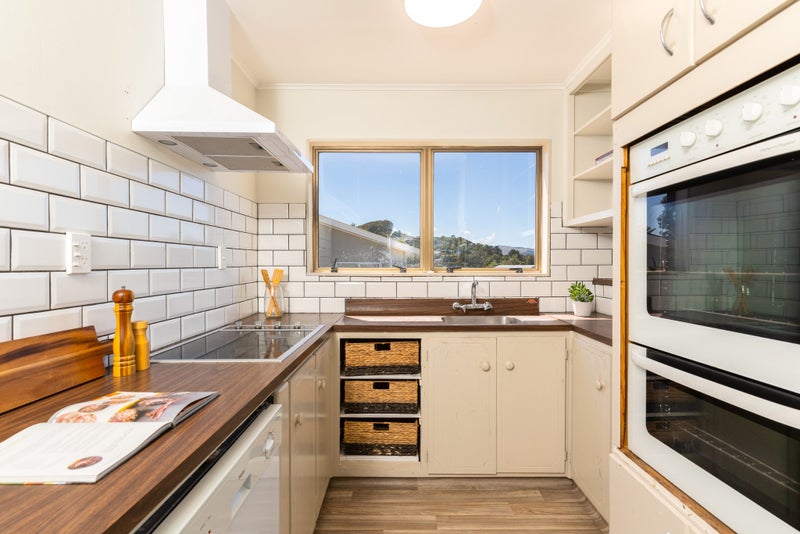 67 Omapere Street, Whitby, Porirua - Carousel 2