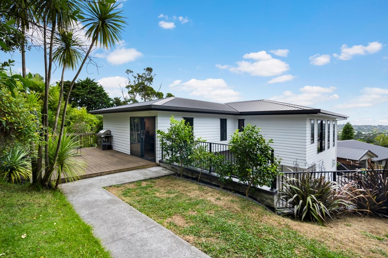 60A Shetland Street, Glen Eden, Auckland - Carousel 1