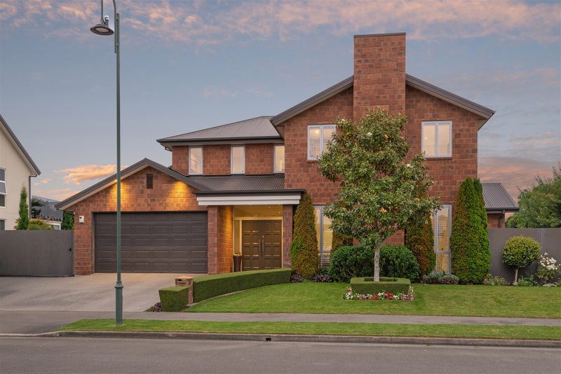 5 Watermill Boulevard, Northwood, Christchurch - Carousel 2