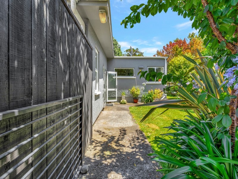 9 Hursthouse Street, Vogeltown, New Plymouth - Carousel 2