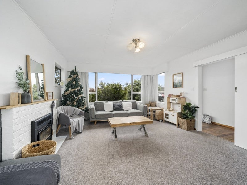 2 Hadfield Place, Paraparaumu Beach, Paraparaumu - Carousel 2