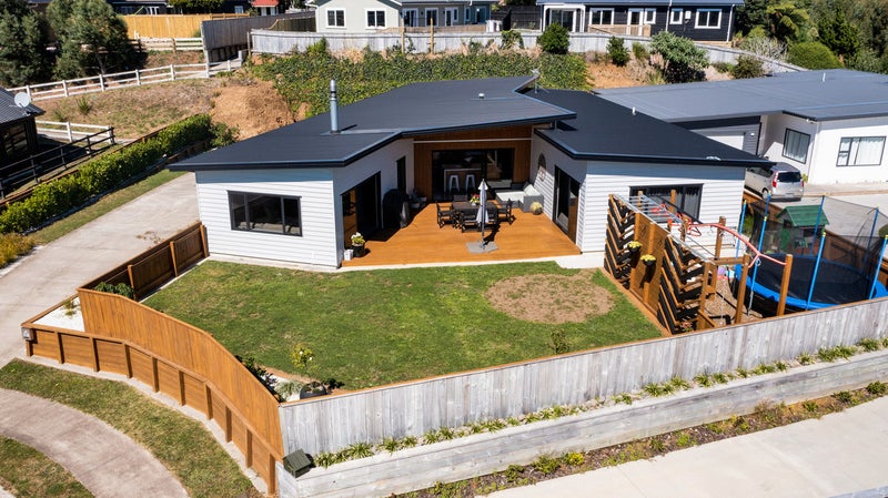 69 Cyrus Street, Whalers Gate, New Plymouth - Carousel 26