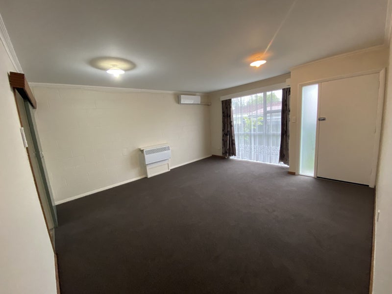 12B Kowhai Street, Hamilton Lake, Hamilton - Carousel 1