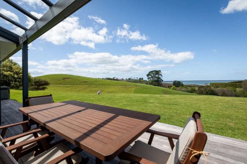 216B Kauri Point Road, Tahawai - Carousel 1