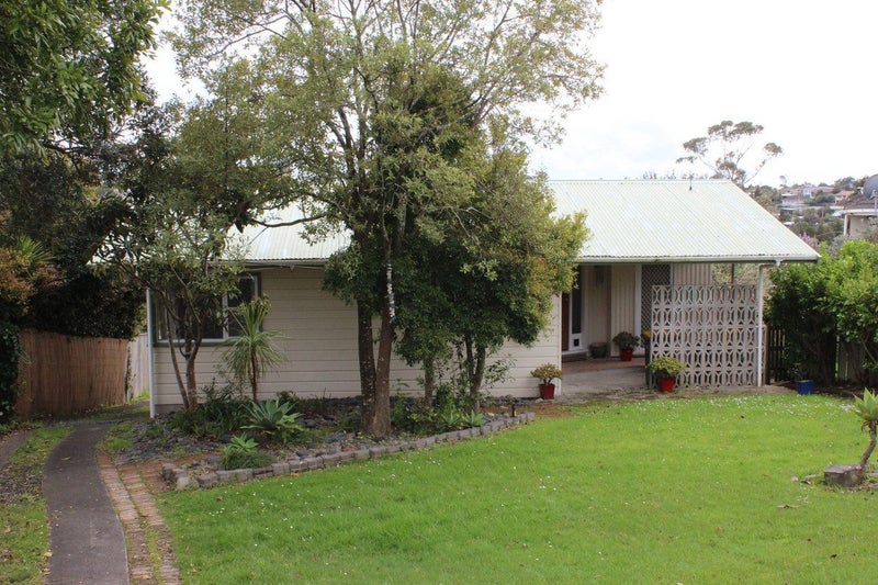 71 Park Rise, Campbells Bay, Auckland - Carousel 2