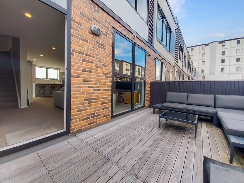 24/1 Glenside Crescent, Grafton, Auckland - Carousel 1