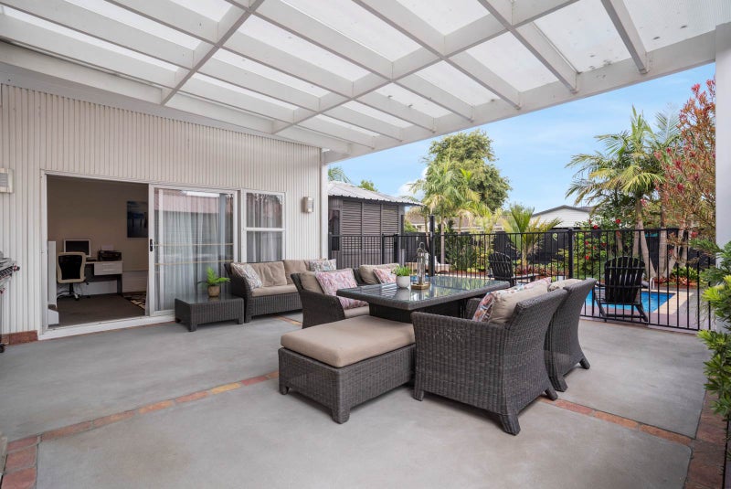 81 Lawrence Crescent, Hillpark, Auckland - Carousel 2