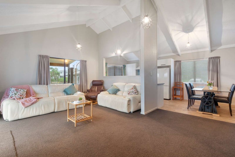 327 Waihi Road, Judea, Tauranga - Carousel 2