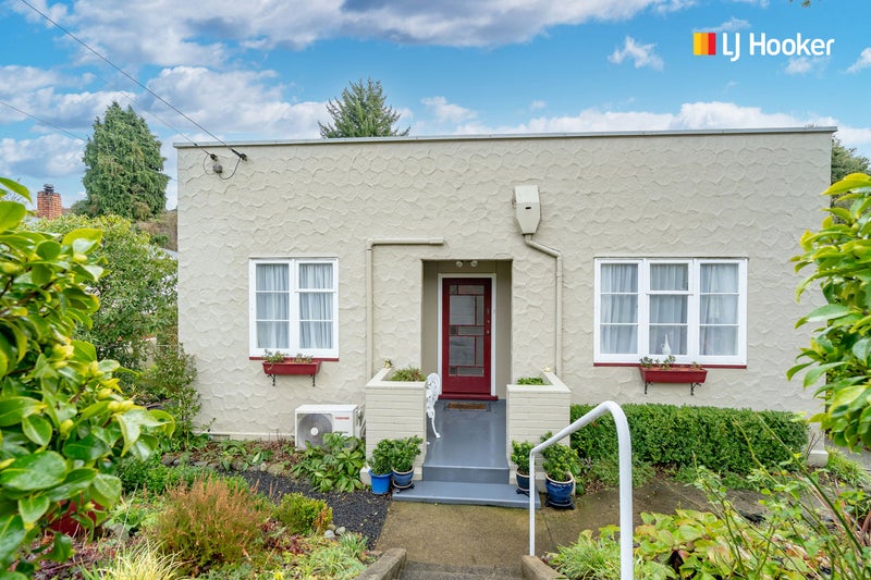 19 Strathearn Avenue, Wakari, Dunedin - Carousel 1