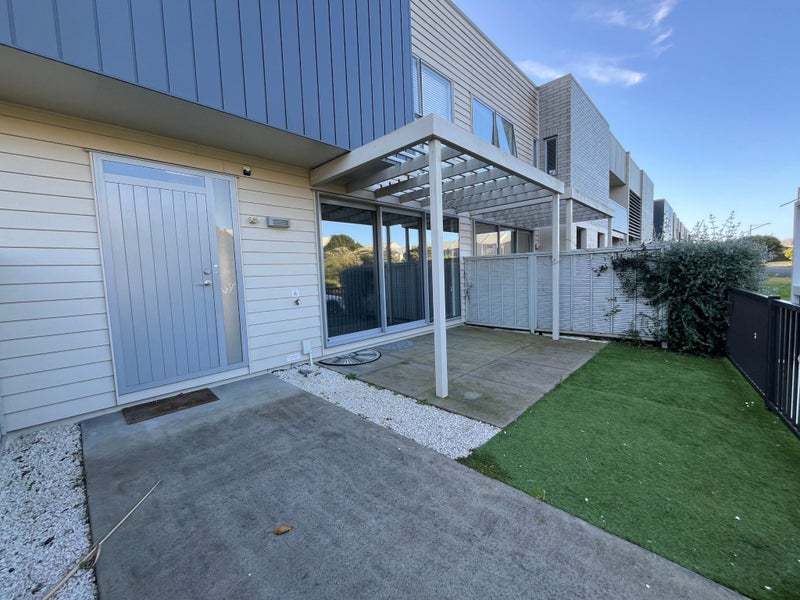 19B Fynes Avenue, Stonefields, Auckland - Carousel 2