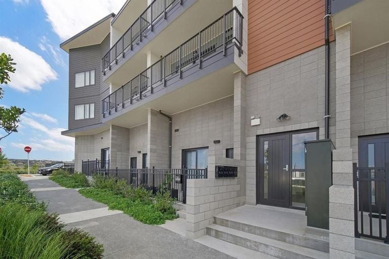 6/2 Mahalo Avenue, Wiri, Auckland - Carousel 12