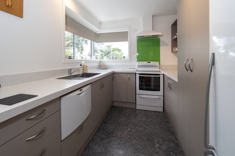 47 Chalmers Avenue, Hampstead, Ashburton - Carousel 2