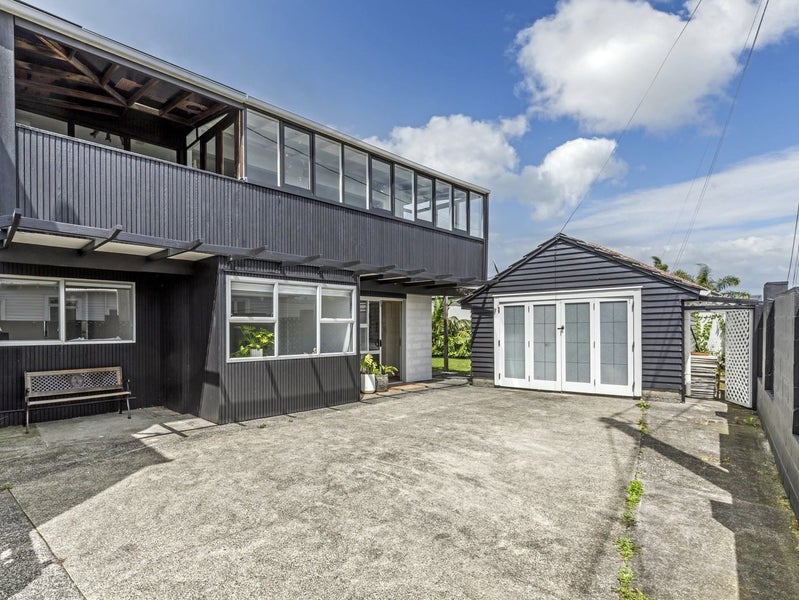 10A Church Street, Northcote Point, Auckland - Carousel 1