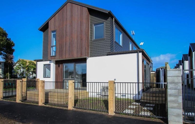 1/24 Campbell Street, Frankton, Hamilton - Carousel 13