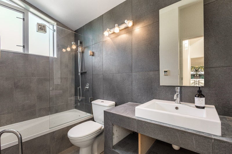 70A Verran Road, Birkdale, Auckland - Carousel 13