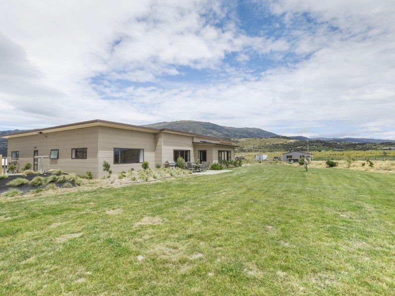 144 Queensberry Terrace, Queensberry - Carousel 2