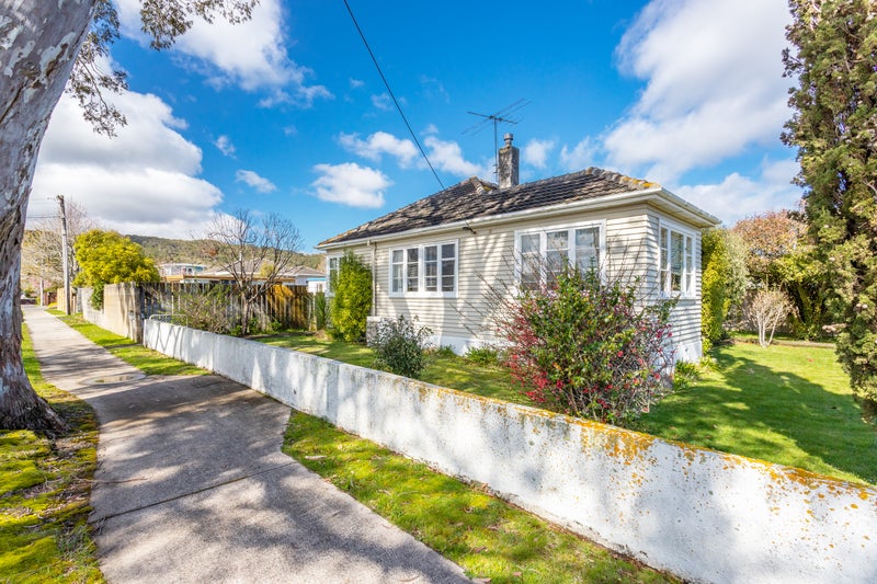 294 Fergusson Drive, Heretaunga, Upper Hutt - Carousel 1