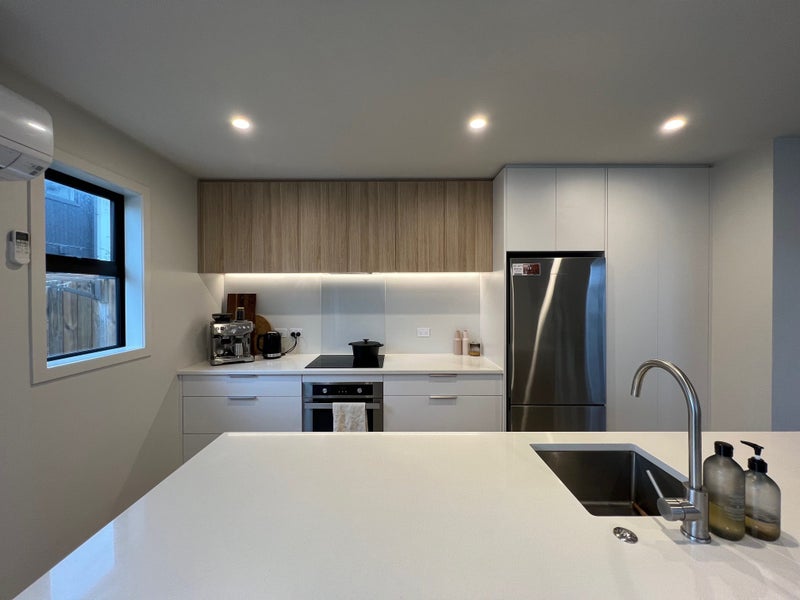 1/35 Rata Street, Naenae, Lower Hutt - Carousel 2