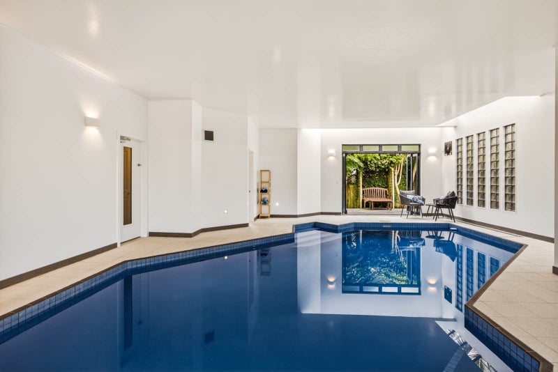 9A Scarboro Terrace, Murrays Bay, Auckland - Carousel 1