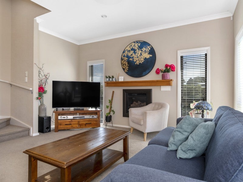 158 Castlewold Drive, Bethlehem, Tauranga - Carousel 2