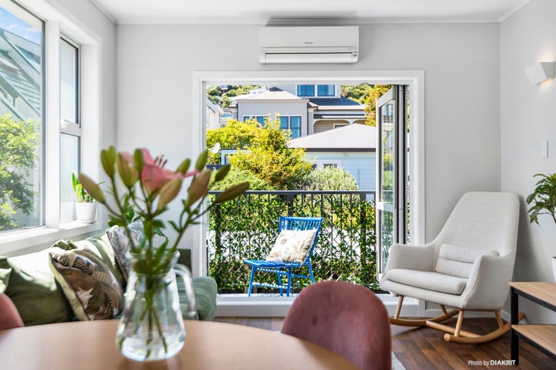 4/36 Roxburgh Street, Mount Victoria, Wellington - Carousel 1