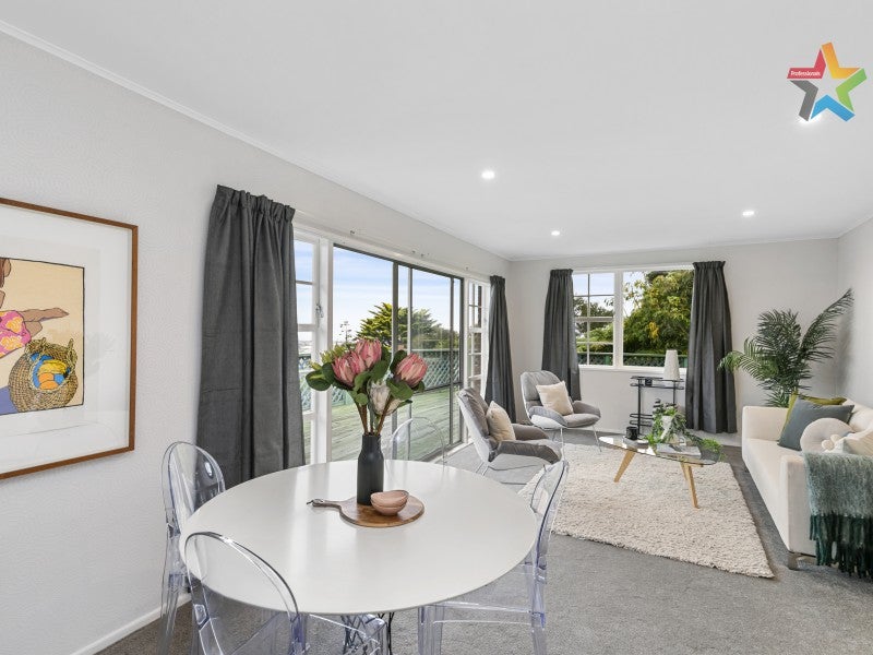 4/22 Dowse Drive, Maungaraki, Lower Hutt - Carousel 2