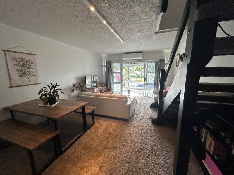 235 Marine Parade, Napier South, Napier - Carousel 2