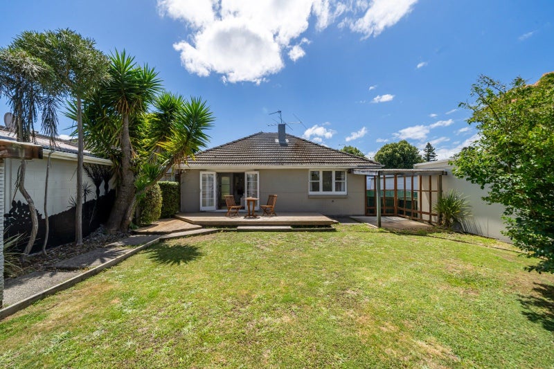 2/314 Fergusson Drive, Heretaunga, Upper Hutt - Carousel 1