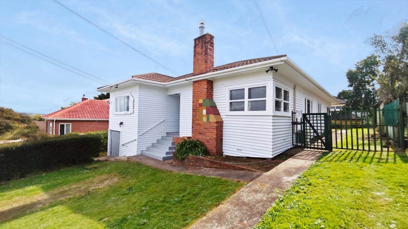 1 Frost Road, Mount Roskill, Auckland - Carousel 1