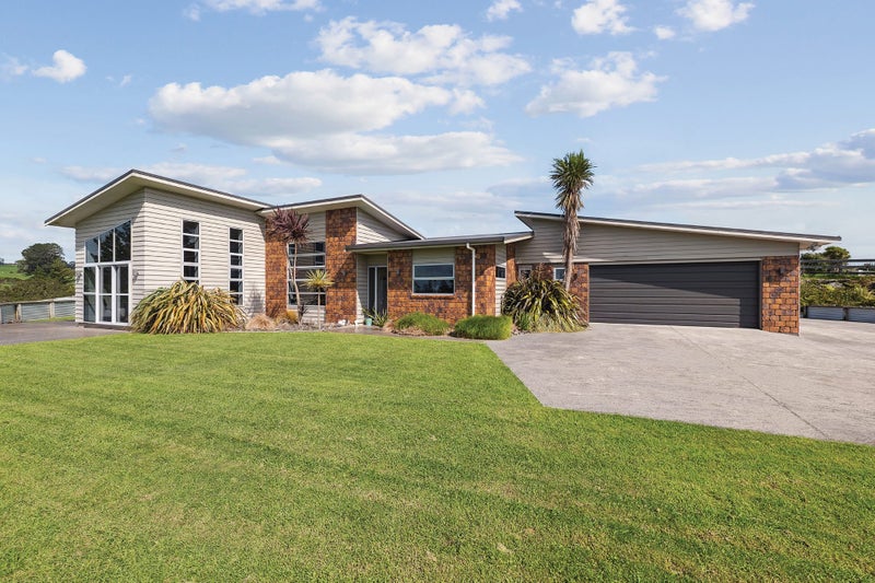 1375 Carrington Road, Hurworth - Carousel 1