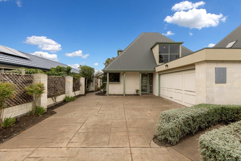 1/5 Andybrae Lane, Saint Martins, Christchurch - Carousel 1