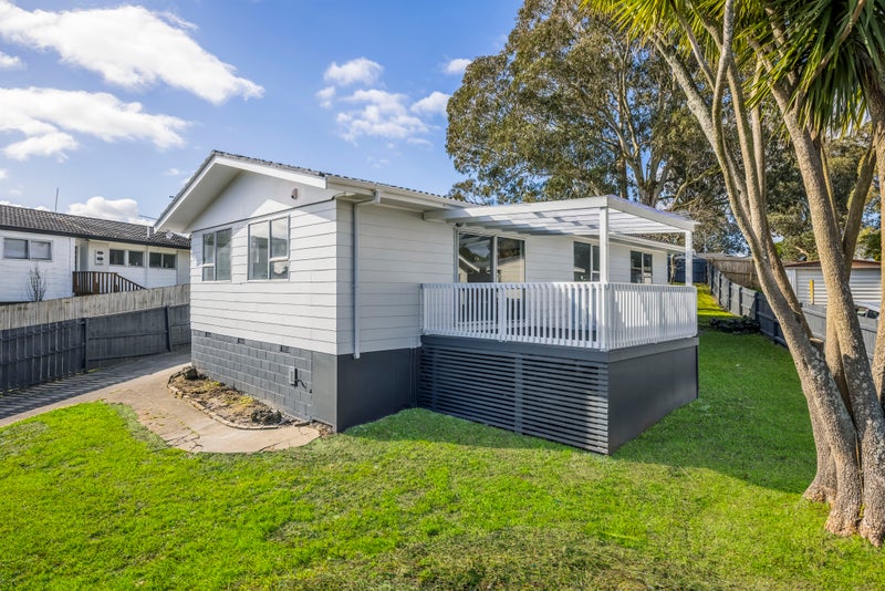 20 Frobisher Way, Clendon Park, Auckland - Carousel 1