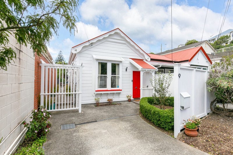 9 Tully Street, Kilbirnie, Wellington - Carousel 1