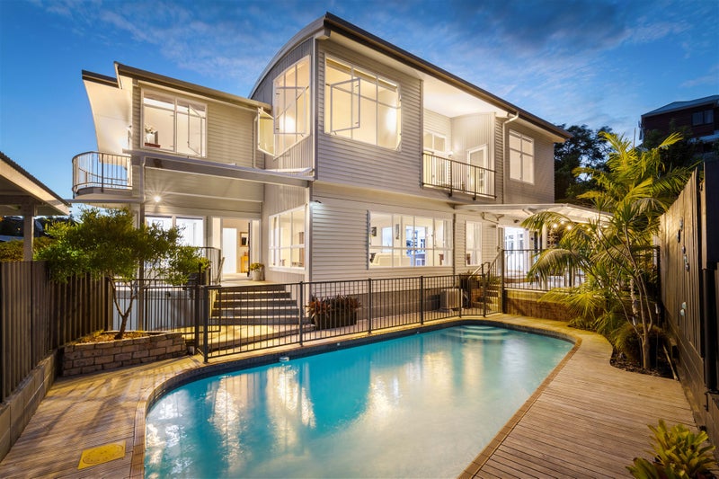 29 Korotaha Terrace, Rothesay Bay, Auckland - Carousel 16