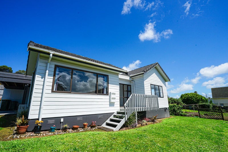 2/7 Courant Place, Clover Park, Auckland - Carousel 2