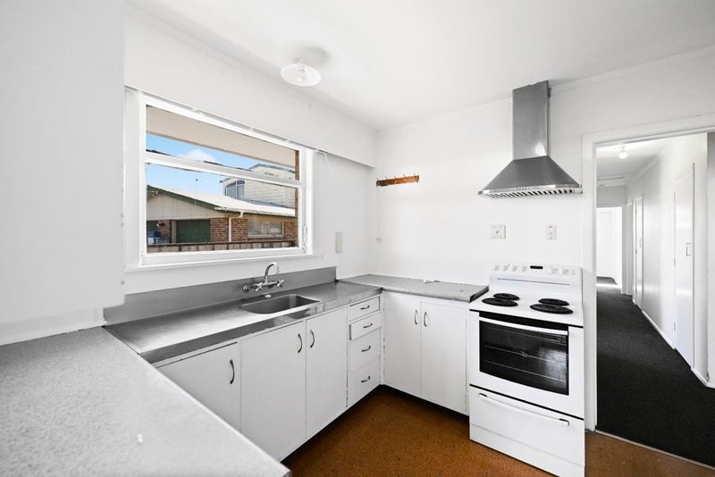 20 May Street, Hamilton East, Hamilton - Carousel 2