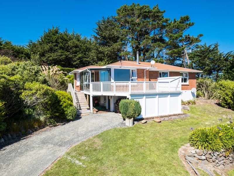 47 Karetai Road, Highcliff, Dunedin - Carousel 1