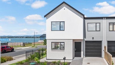 17 Ocean Breeze Avenue, Hobsonville, Auckland - Carousel 1
