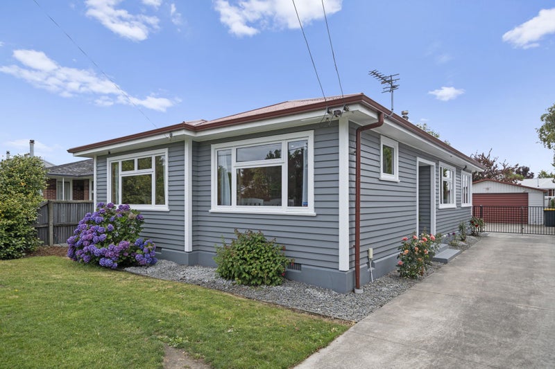 11 Frankleigh Street, Somerfield, Christchurch - Carousel 1