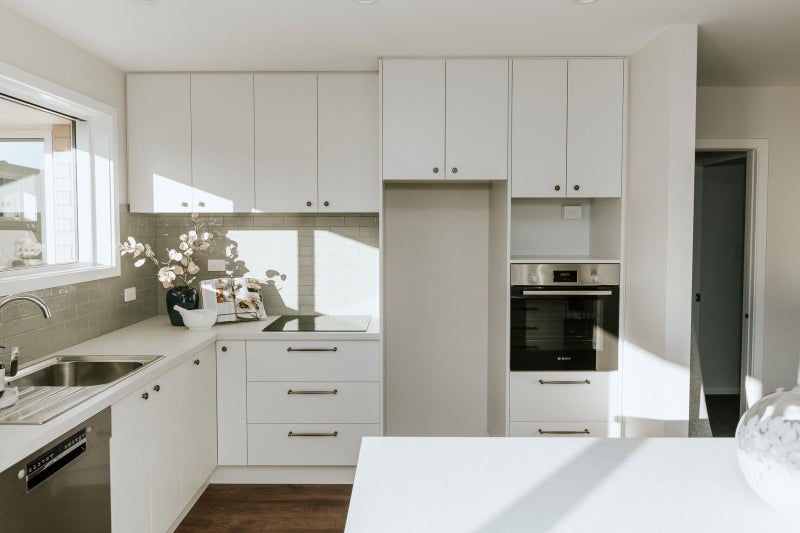 15 Royal Oak Crescent, Holmes Hill, Oamaru - Carousel 2