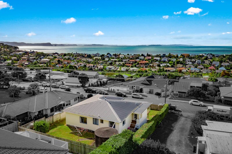 45 Waiora Road, Stanmore Bay, Whangaparaoa - Carousel 1
