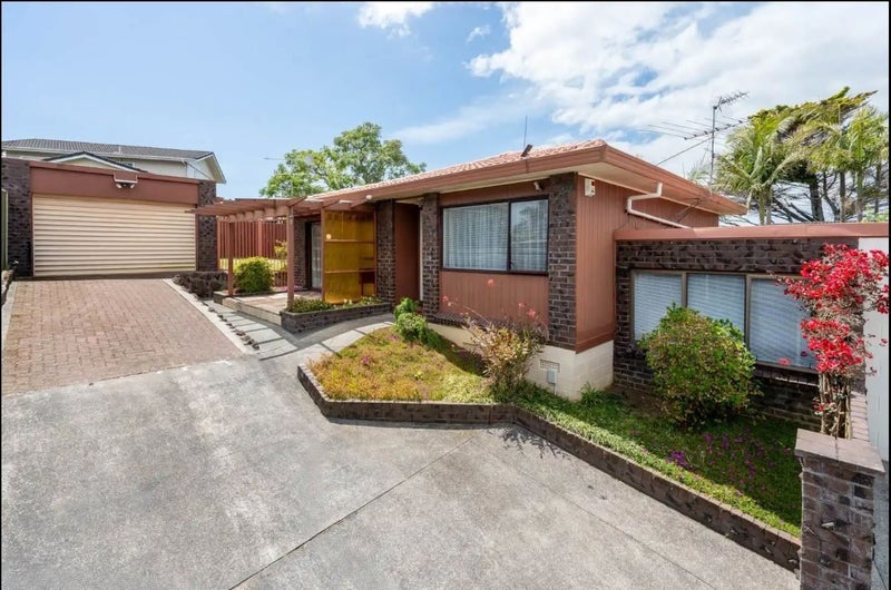 2/94 Prince Regent Drive, Half Moon Bay, Auckland - Carousel 1